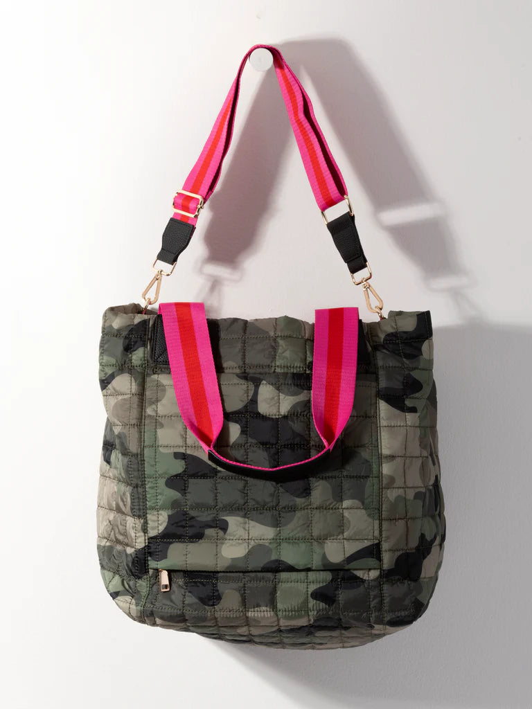 Ezra Travel Tote - Camo