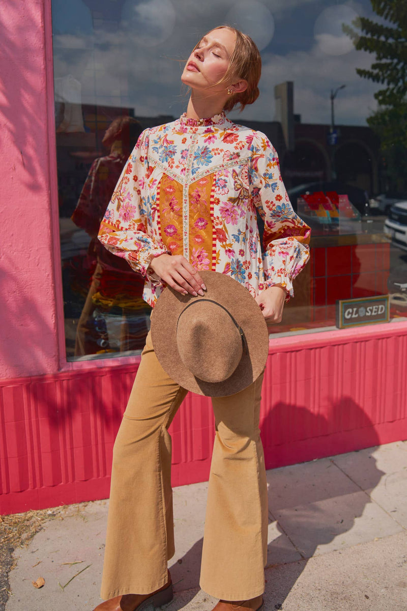 EXCLUSIVE FLORAL BORDER PRINT TOP WITH FLORAL TRIM