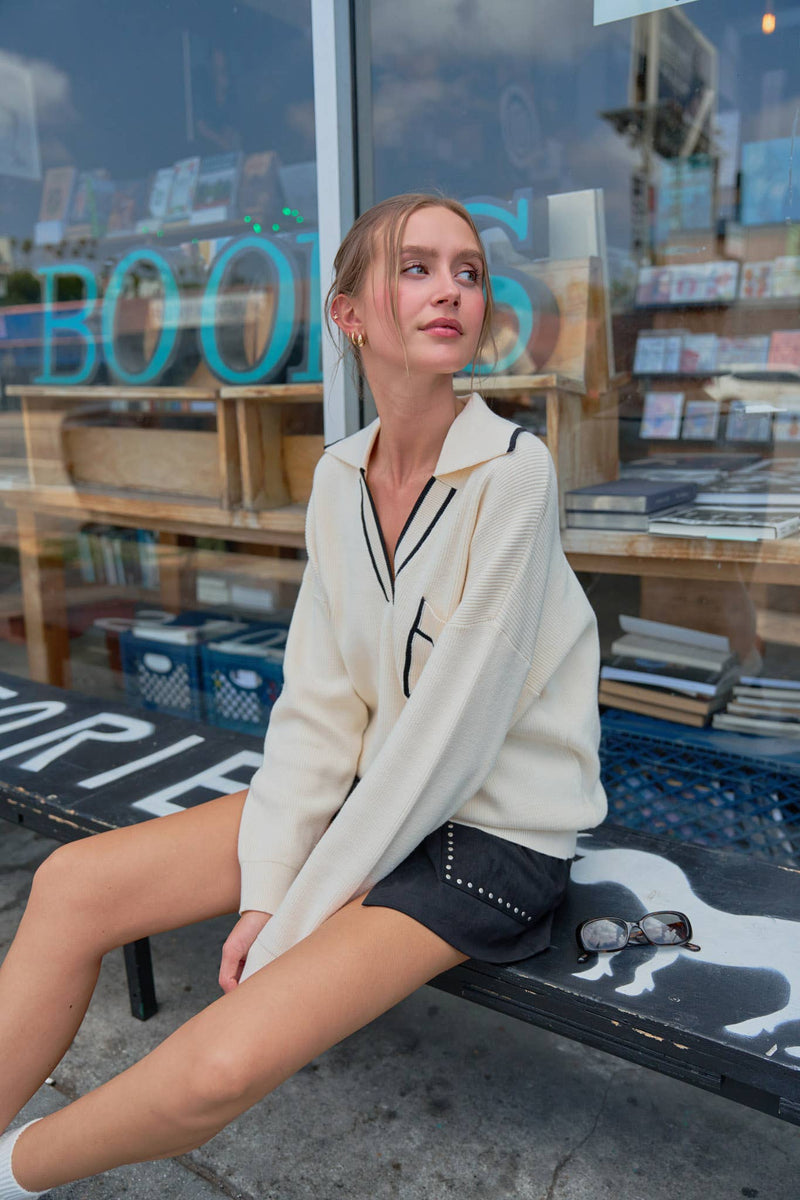 RIBBED COLLARED PULLOVER SWEATER