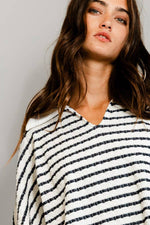 Spread collared Neck Stripe Top