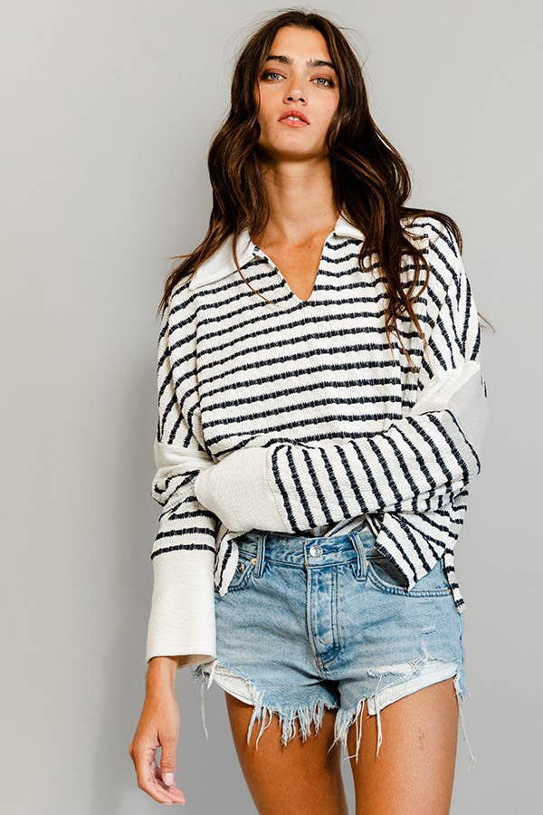 Spread collared Neck Stripe Top