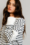 Spread collared Neck Stripe Top