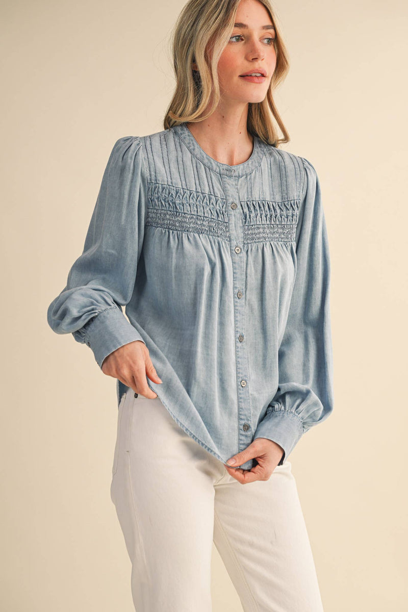 CHAMBRAY BUTTON DOWN TOP WITH PINTUCK DETAIL MTP4363