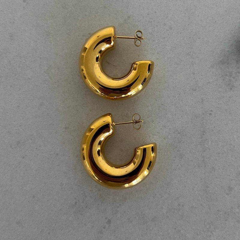 GOLD SMOOTH HOOPS