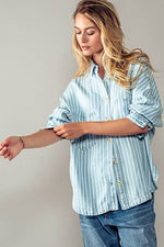 Casual Striped Double Pocket Button Down Collar Shirt
