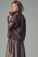 Quilted Collar Boxy Sherpa Vest