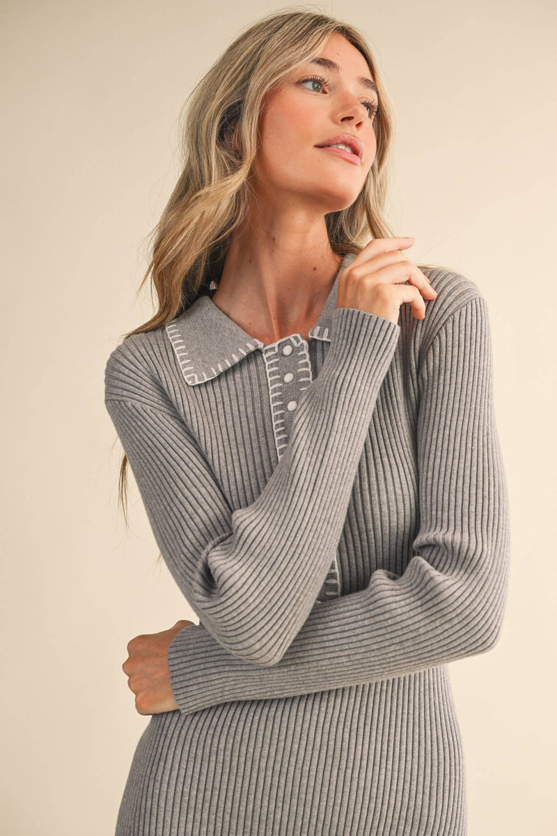 RIBBED SWEATER MIDI DRESS WITH CONTRAST STITCH