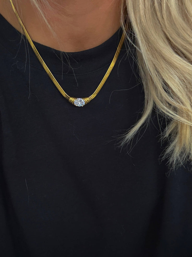 KYLIE NECKLACE