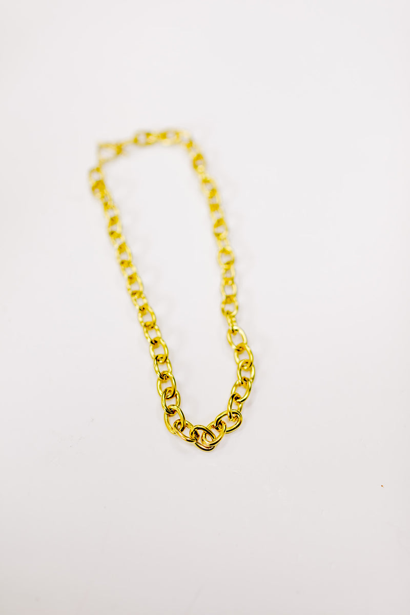 Oval Chain Toggle Necklace